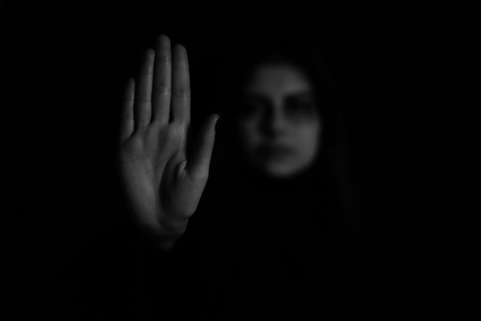 Развод не спасает. В Дагестане бывшие мужья преследуют женщин, а правоохранители не всегда их защищают